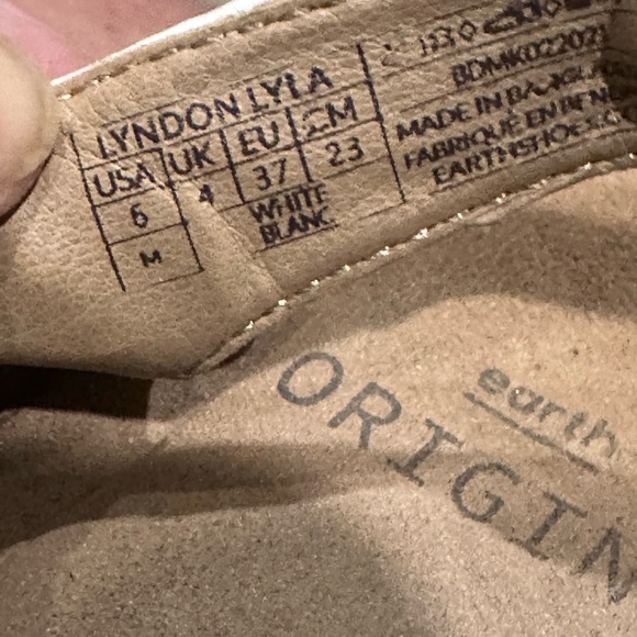 EARTH Origins Lyndon Lyla White Leather Sandals Sz 6 EUC. Wore briefly 2-3 times - Picture 3 of 6